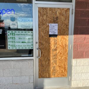 storefront glass door replacement emergency board up